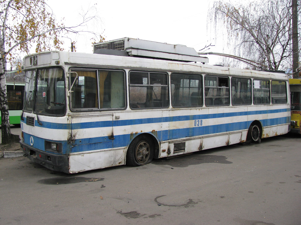 Львів, ЛАЗ-52522 № 038