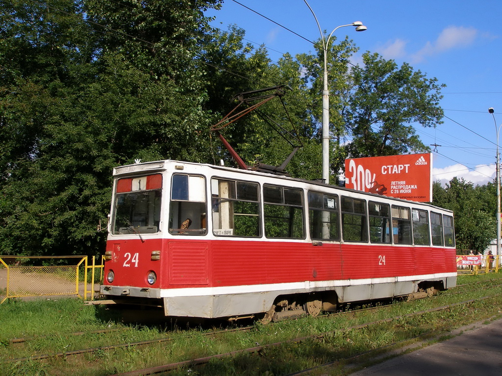 Ярославль, 71-605 (КТМ-5М3) № 24; Ярославль — 26.07.2007 Ремонт рекламной конструкции у ТЦ "Садко"
