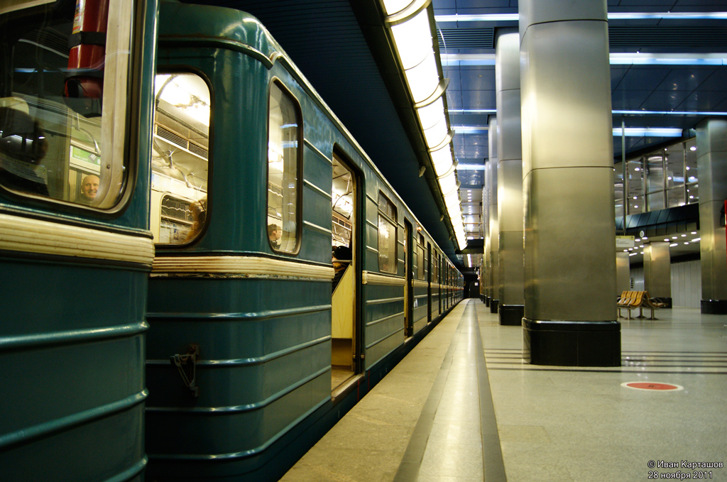 Москва, 81-714 (ЛВЗ) № 7347; Москва — Метрополитен — [4] Филёвская линия; Москва — Метрополитен — Подвижной состав — 81-717/714 и модификации