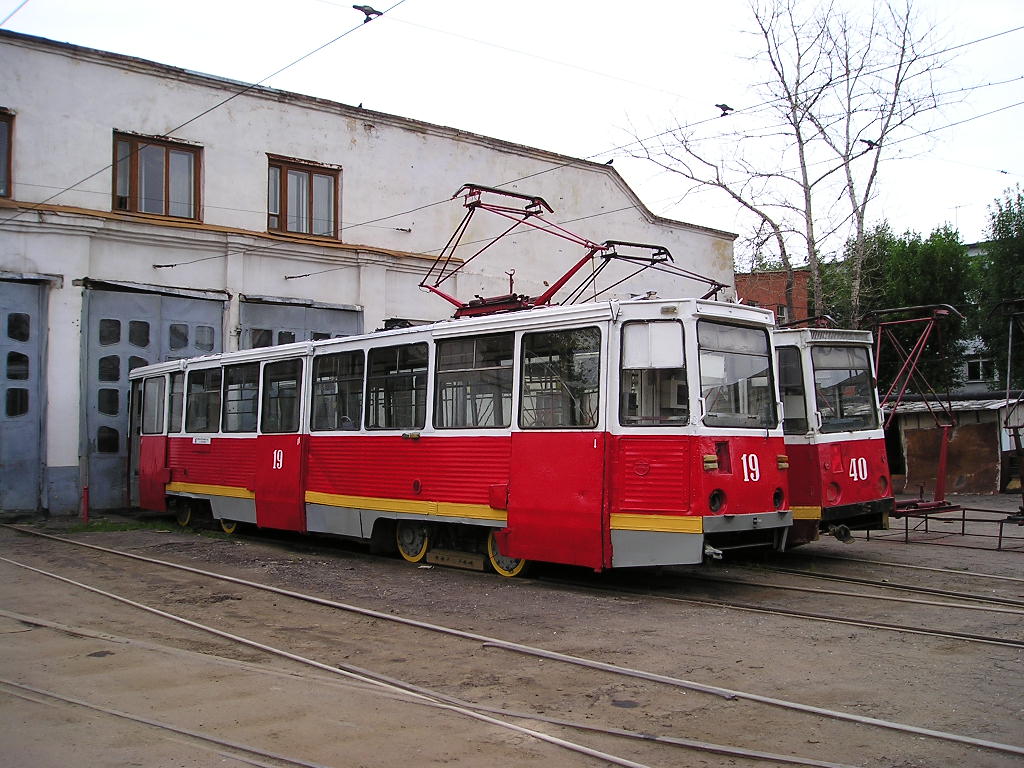 Ярославль, 71-605 (КТМ-5М3) № 19; Ярославль, 71-605 (КТМ-5М3) № 40
