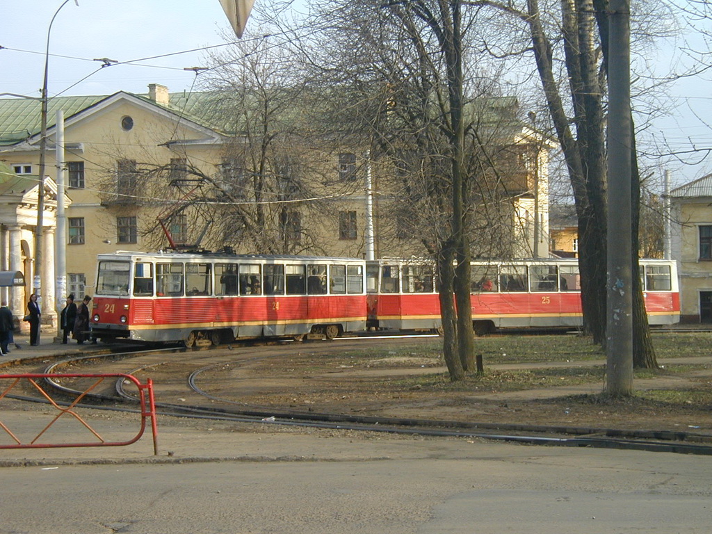 Ярославль, 71-605 (КТМ-5М3) № 24; Ярославль, 71-605 (КТМ-5М3) № 25
