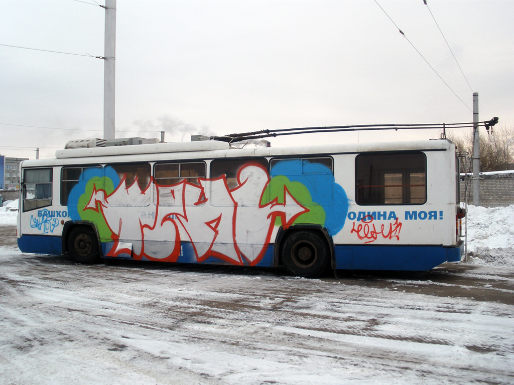 Уфа, БТЗ-52761Т № 1011