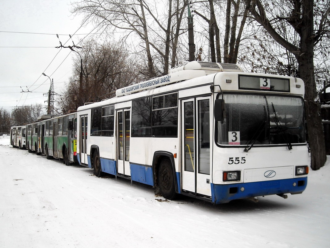 Киров, БТЗ-52764Р № 555