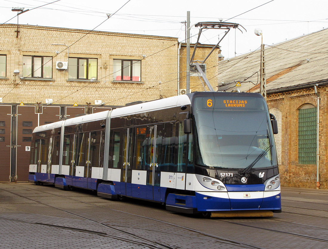 Рига, Škoda 15T ForCity Alfa Riga № 57171