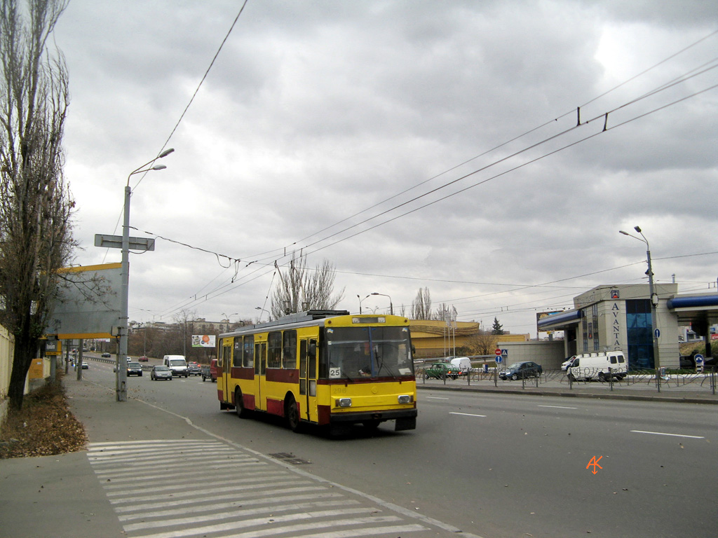 Киев, Škoda 14Tr02/6 № 296