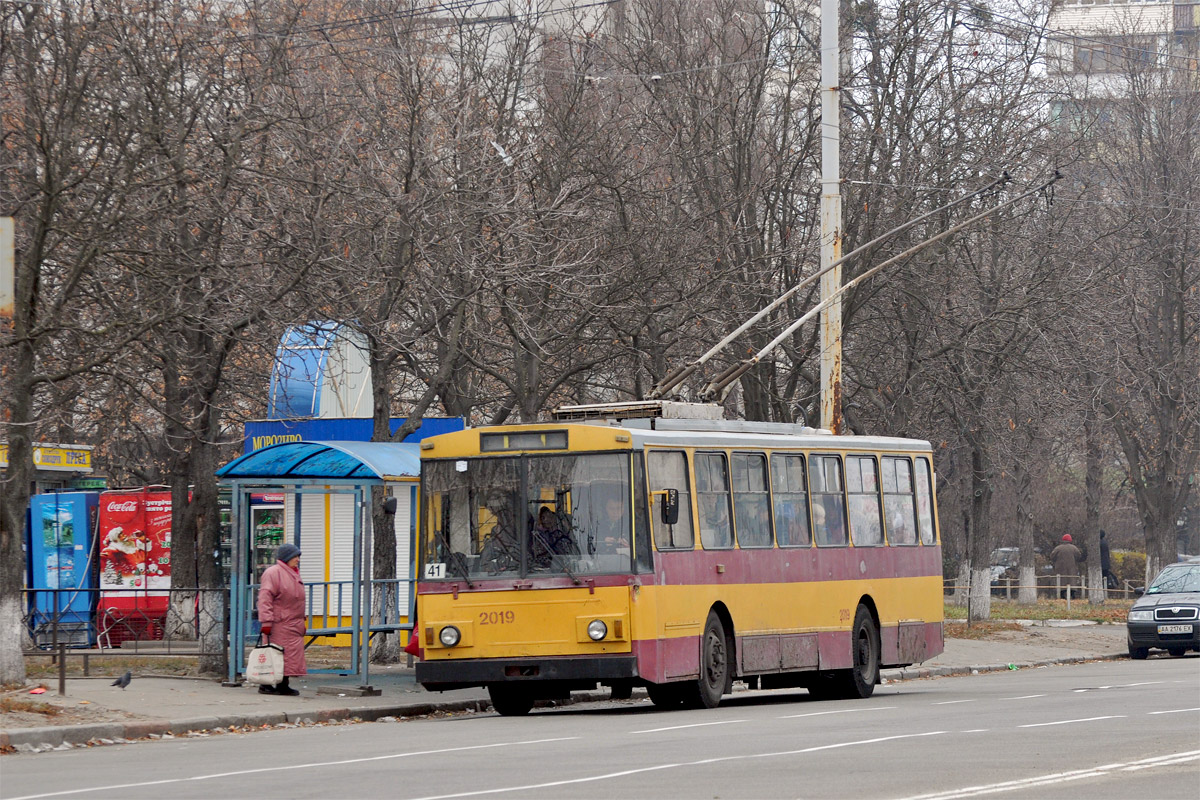 Киев, Škoda 14Tr02/6 № 2019