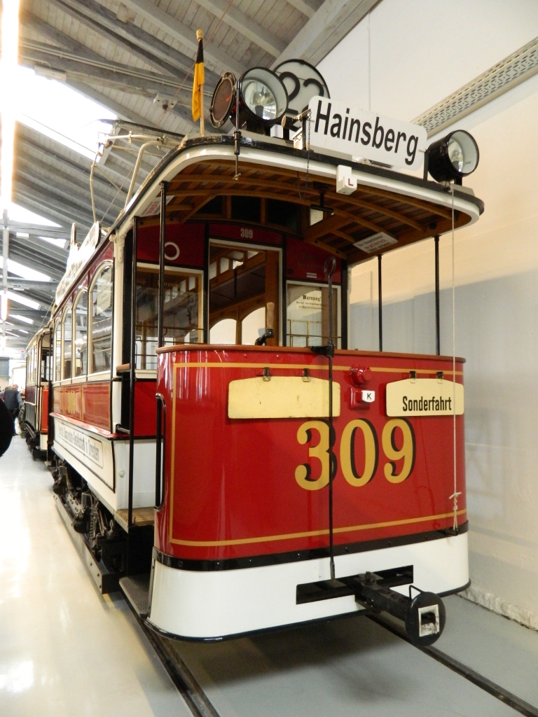 Dresden, Berolina 2-axle motor car # 309 (201 301)