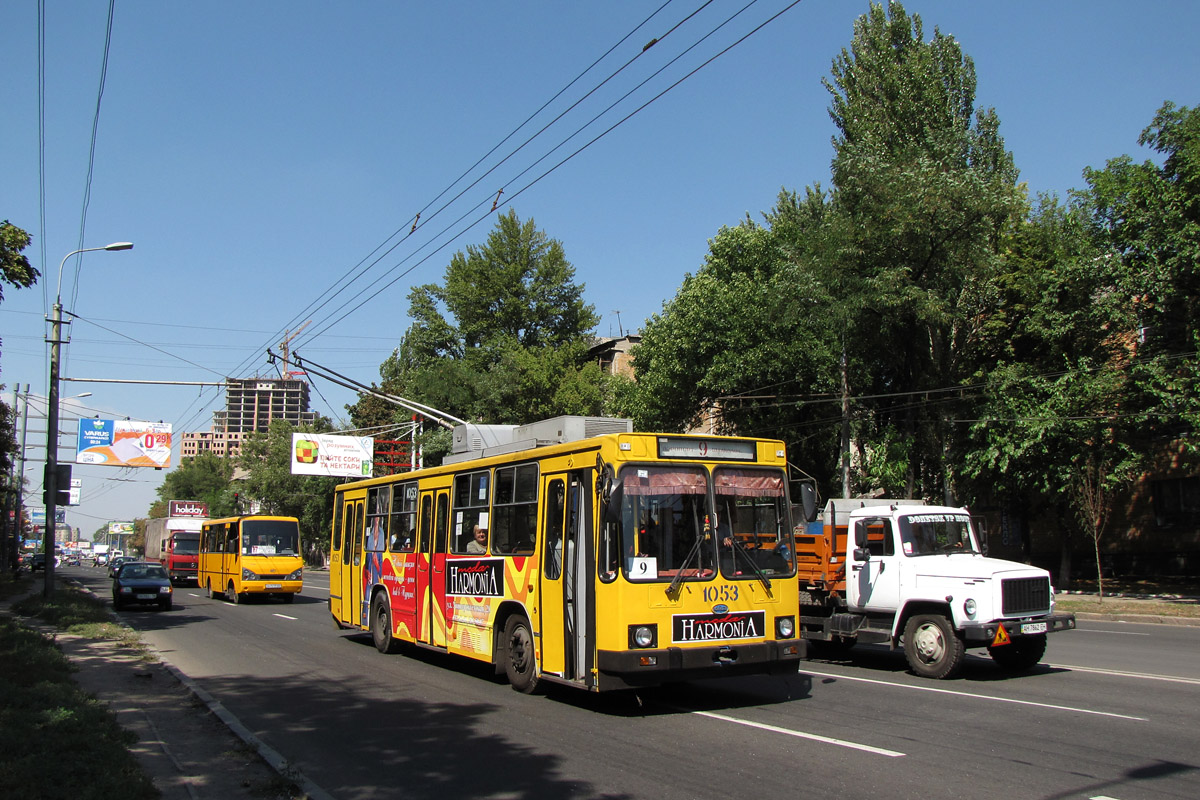 Донецк, ЮМЗ Т2 мод. 7 № 1053