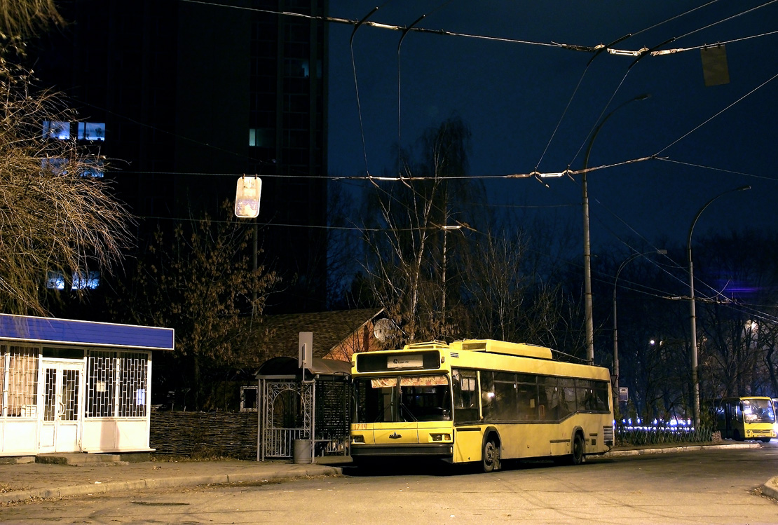 Киев, МАЗ-103Т № 1714; Киев — Конечные станции и кольца