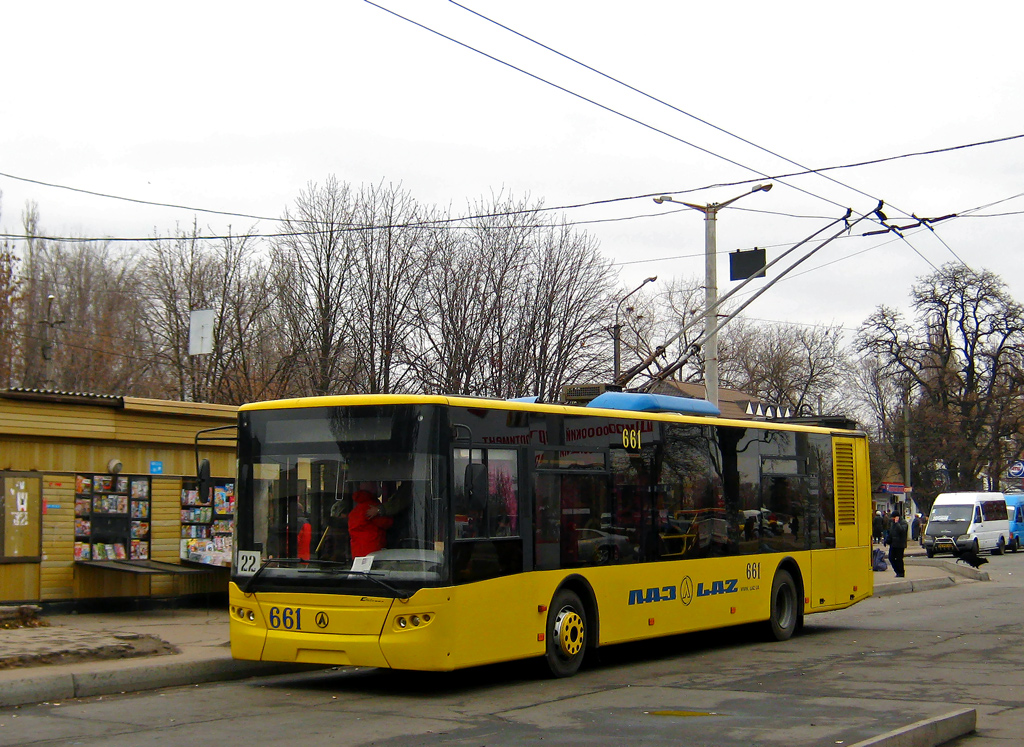 Krzywy Róg, LAZ E183D1 Nr 661