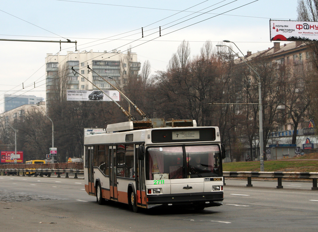 Киев, МАЗ-103Т № 2711