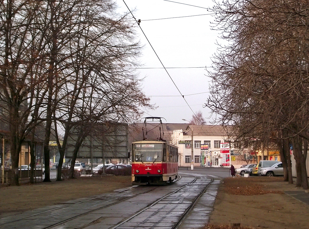 Камянское, Татра-Юг Т6Б5 № 2000
