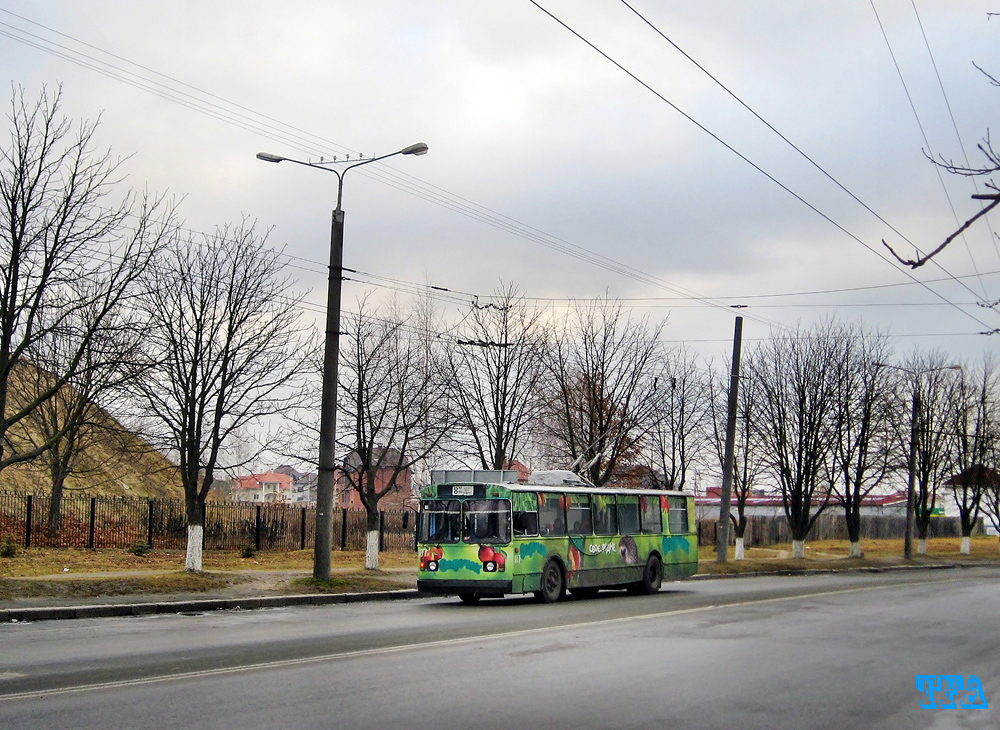 Lutsk, ZiU-682V # 107