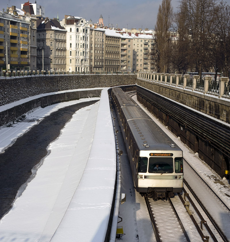 Viin — Stadtbahn; Viin — U-Bahn — line U4