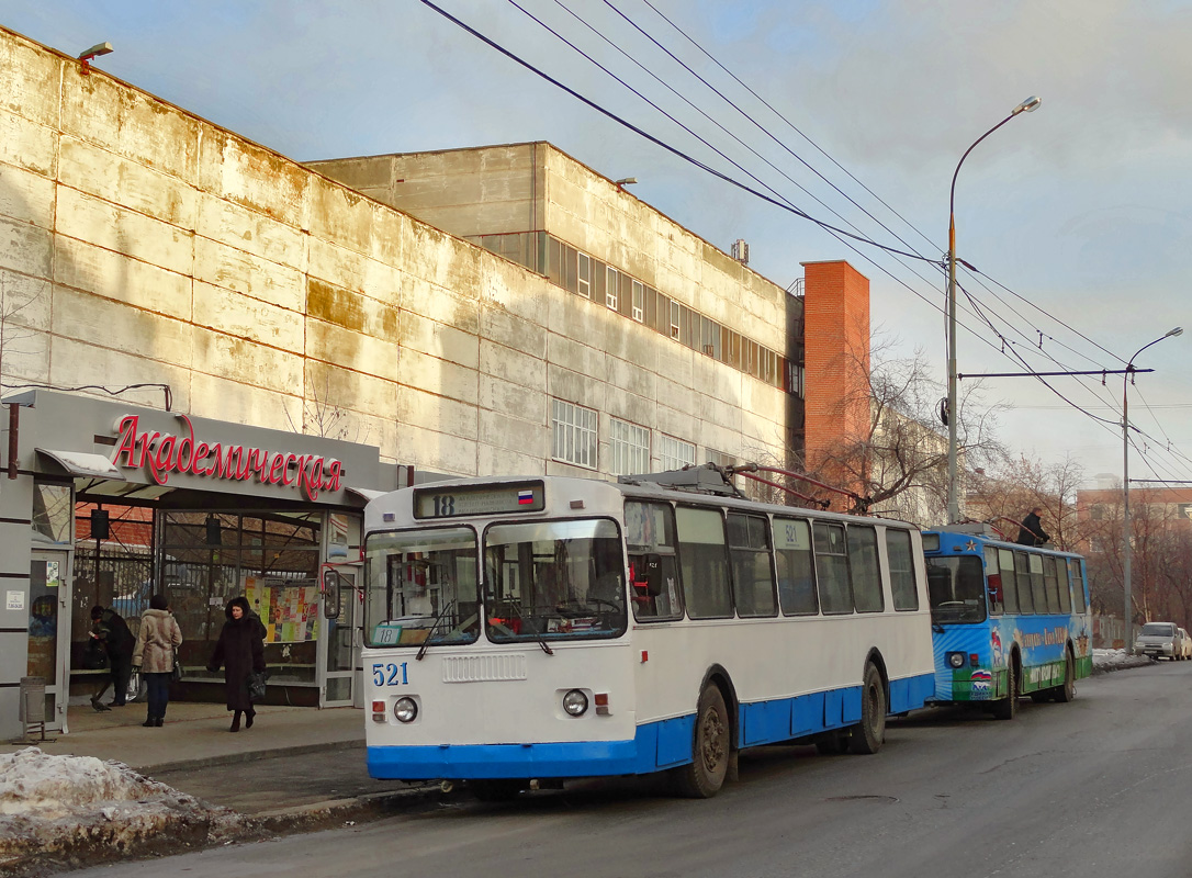 Екатеринбург, ЗиУ-682Г [Г00] № 521