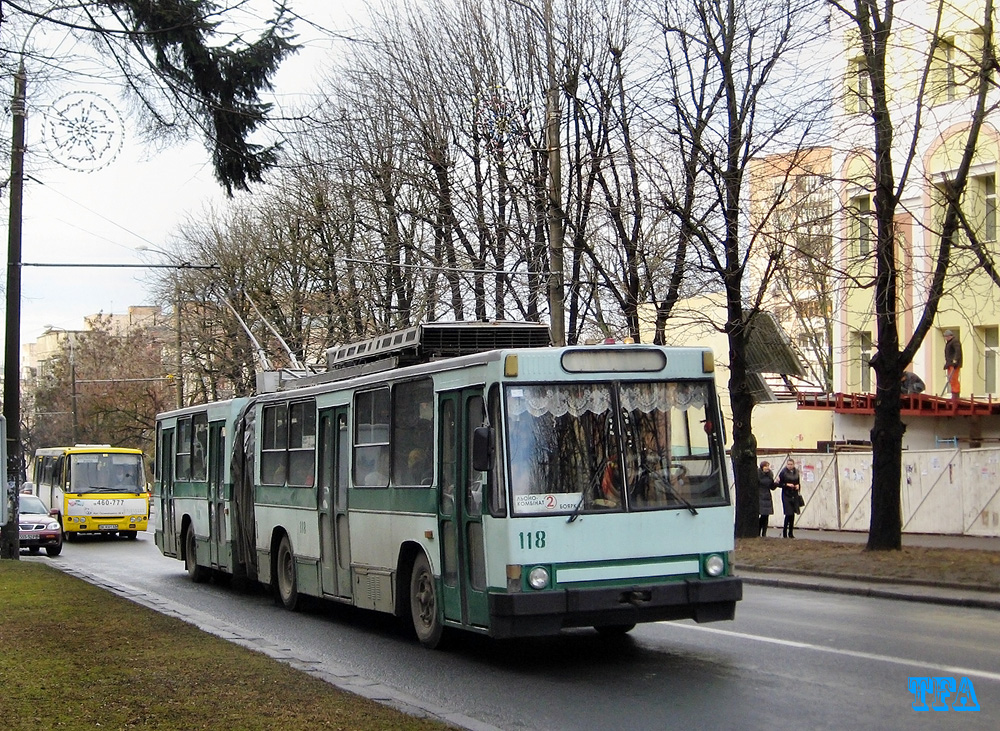 Ровно, ЮМЗ Т1 № 118