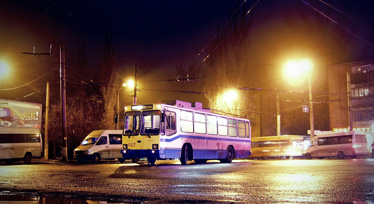 Krîvîi Rih, YMZ Т2 mod. 7 Nr. 667