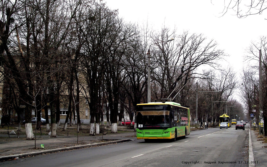 Киев, ЛАЗ E183D1 № 3912