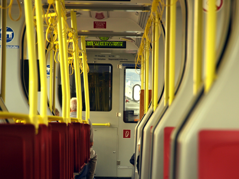 Виена, Siemens ULF-B1 № 735