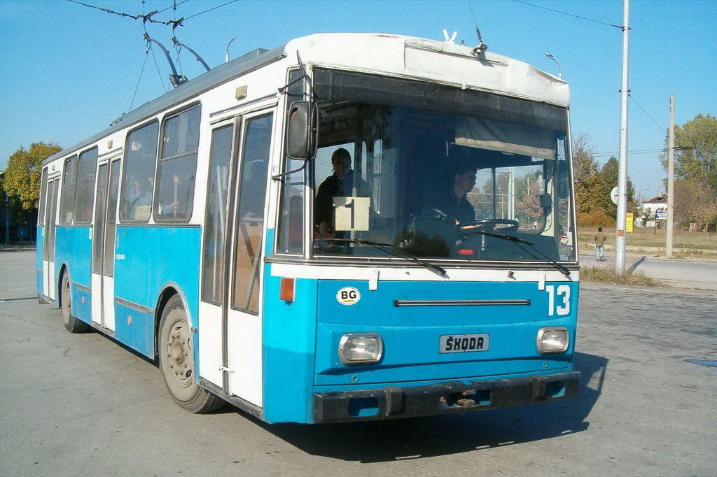 Пазарджик, Škoda 14Tr01 № 13