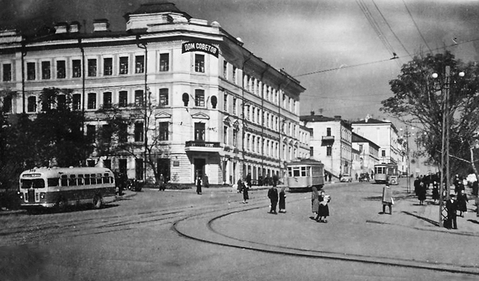 Vladivostok — Historic Photos — Tramway (1946-1970)