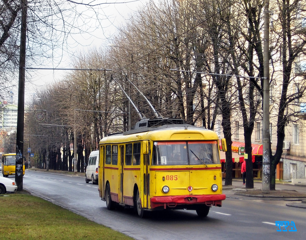 Ровно, Škoda 9TrH27 № 085