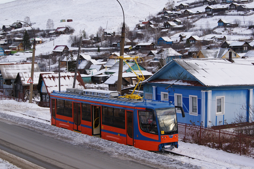 Пермь, 71-623-00 № 588; Усть-Катав — Новые вагоны