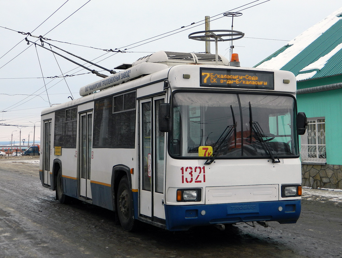 Стерлитамак, БТЗ-52764Р № 1321