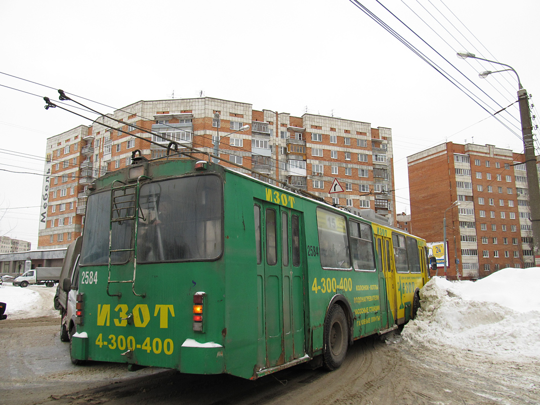 Нижний Новгород, Нижтролл (ЗиУ-682Г) № 2584