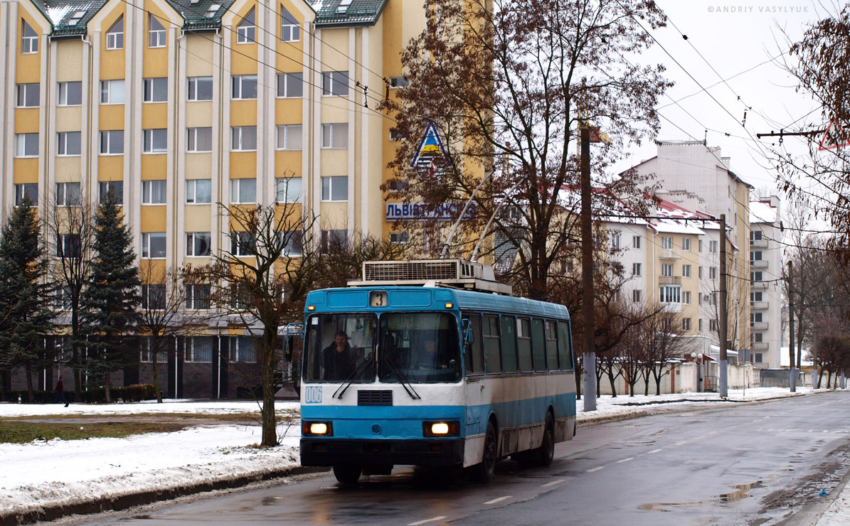 Львов, ЛАЗ-52522 № 006