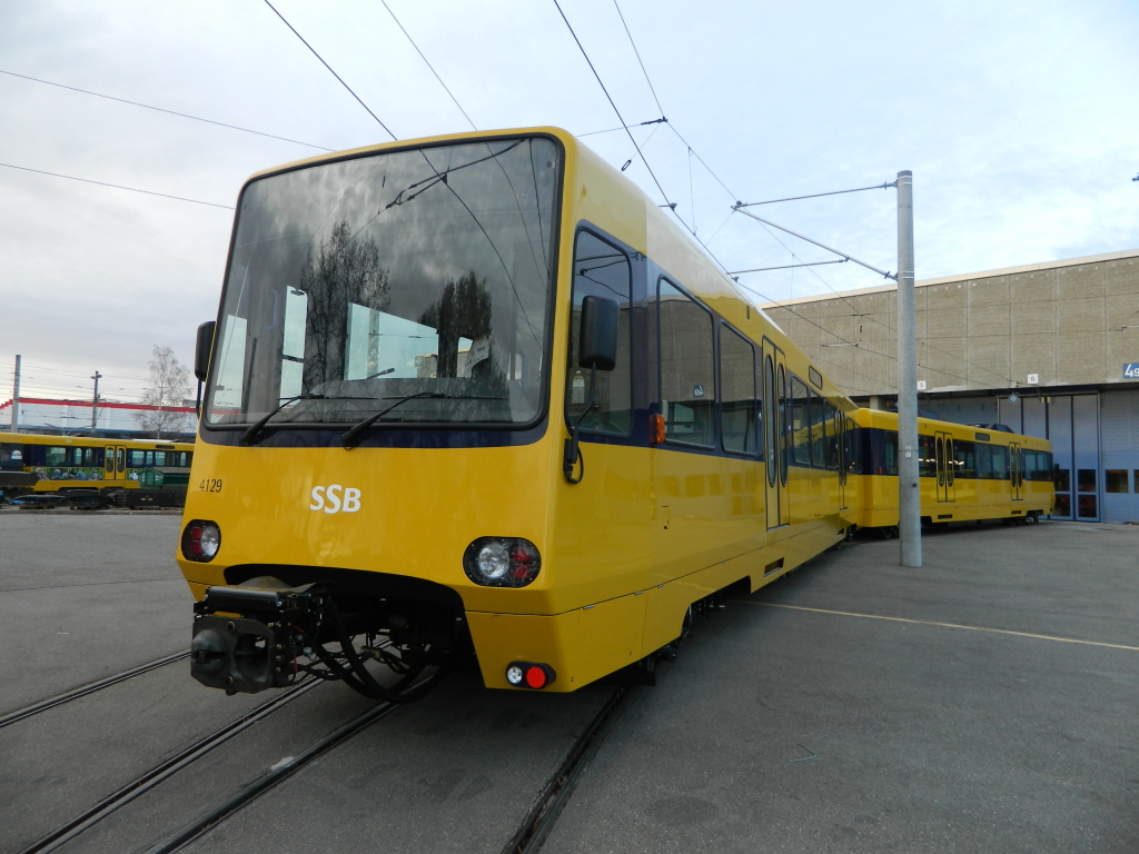 Штутгарт, Duewag DT8.S № 4129 Штутгарт, Duewag DT8.S № 4129