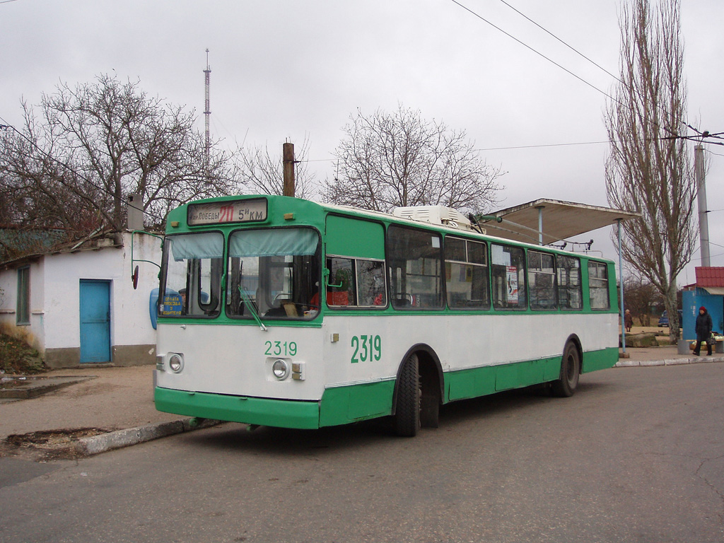 Севастополь, ЗиУ-682В [В00] № 2319