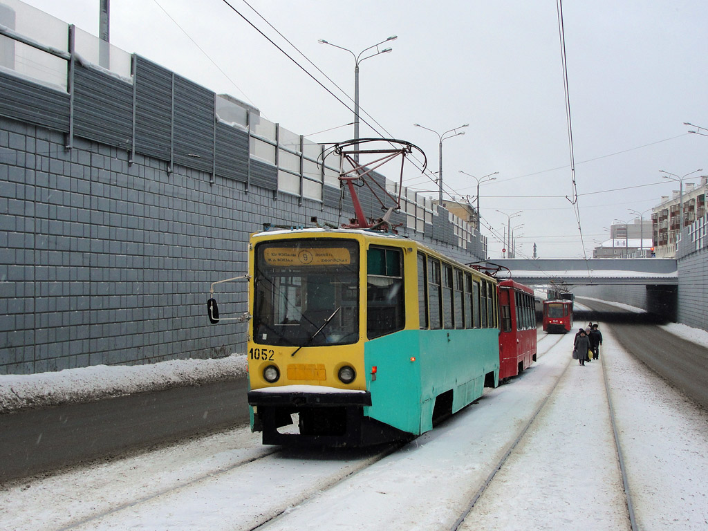 Казань, 71-608КМ № 1052