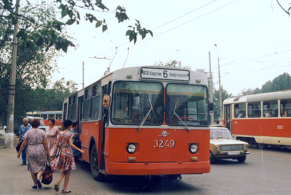 Волгоград, ЗиУ-682В № 3249