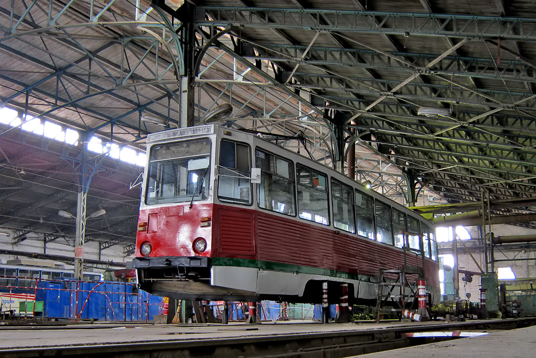 Николаев, 71-605 (КТМ-5М3) № 1083