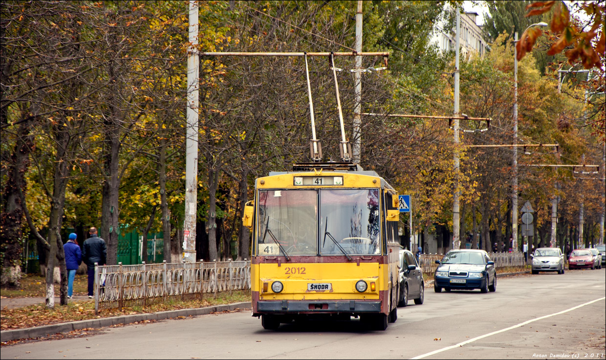 Киев, Škoda 14Tr02/6 № 2012