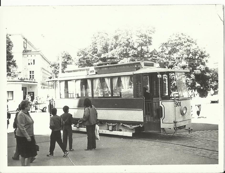 Riga, 2-axle motor car č. 1901; Riga — Old photos