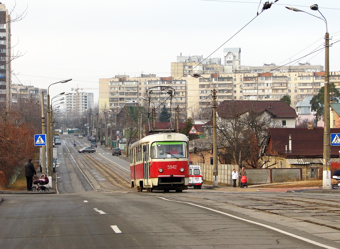 Киев, Tatra T3SU № 5942