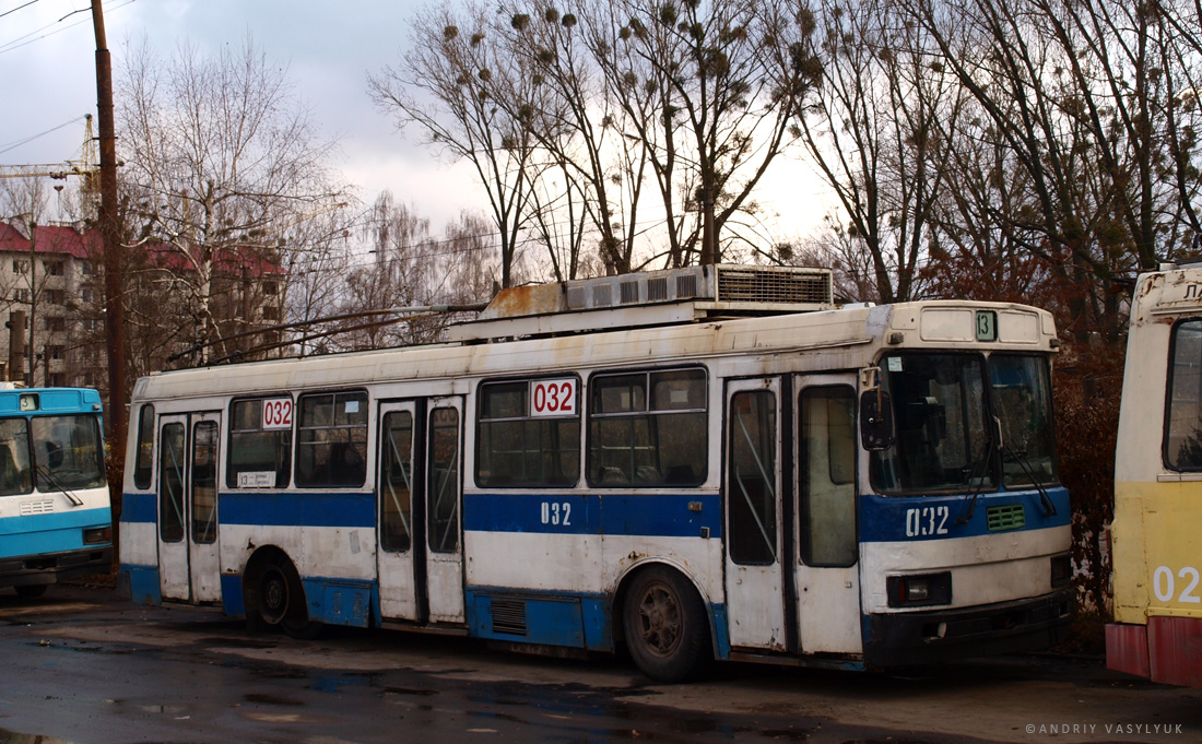 Львов, ЛАЗ-52522 № 032