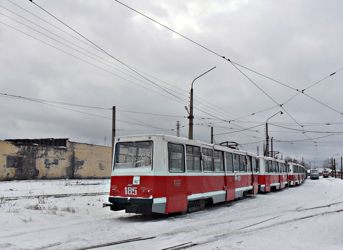 Nizhniy Tagil, 71-605 (KTM-5M3) Nr. 185
