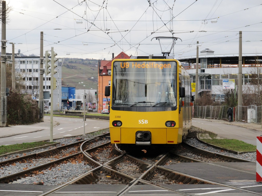 Stuttgart, Duewag DT8.11 č. 3398