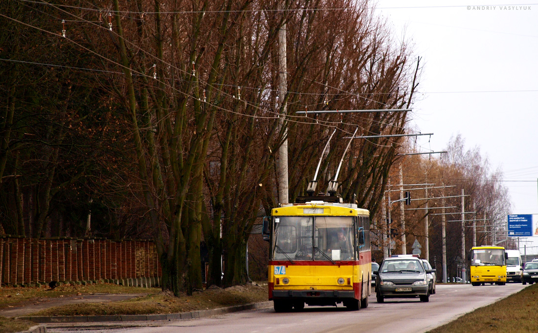 Львов, Škoda 14Tr11/6 № 574