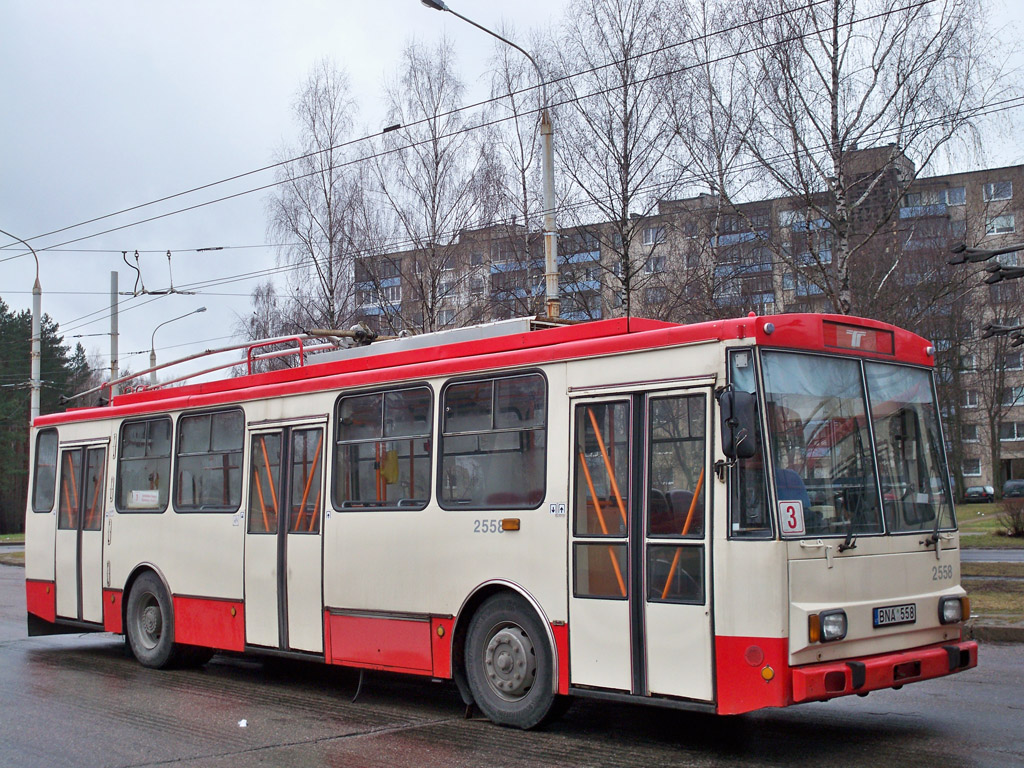 Вильнюс, Škoda 14Tr89/6 № 2558