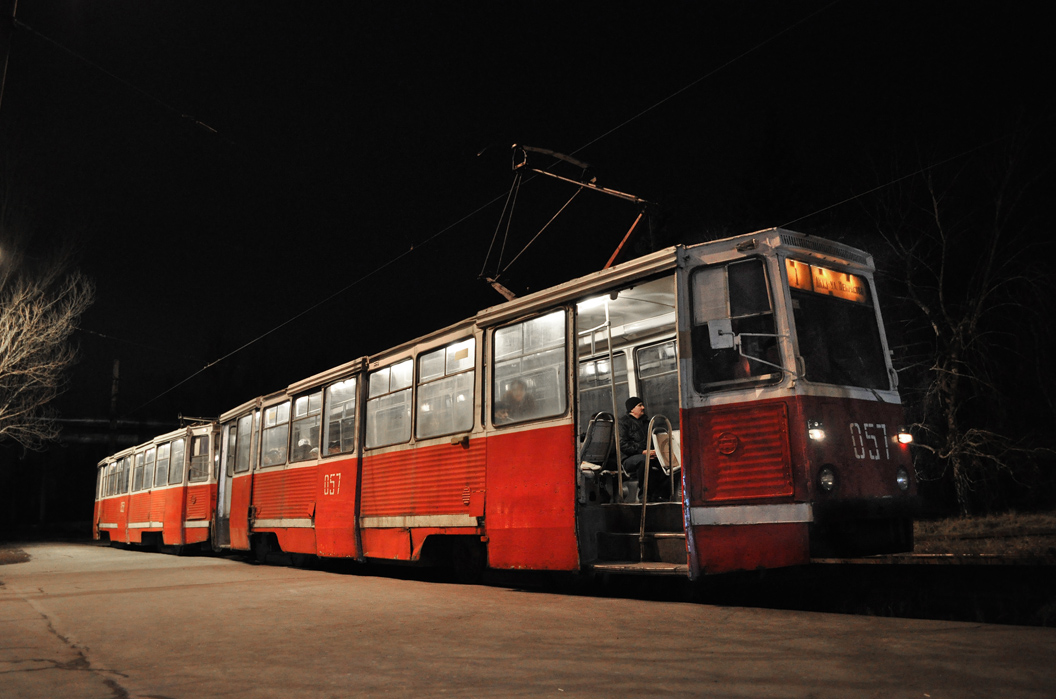Авдеевка, 71-605 (КТМ-5М3) № 057