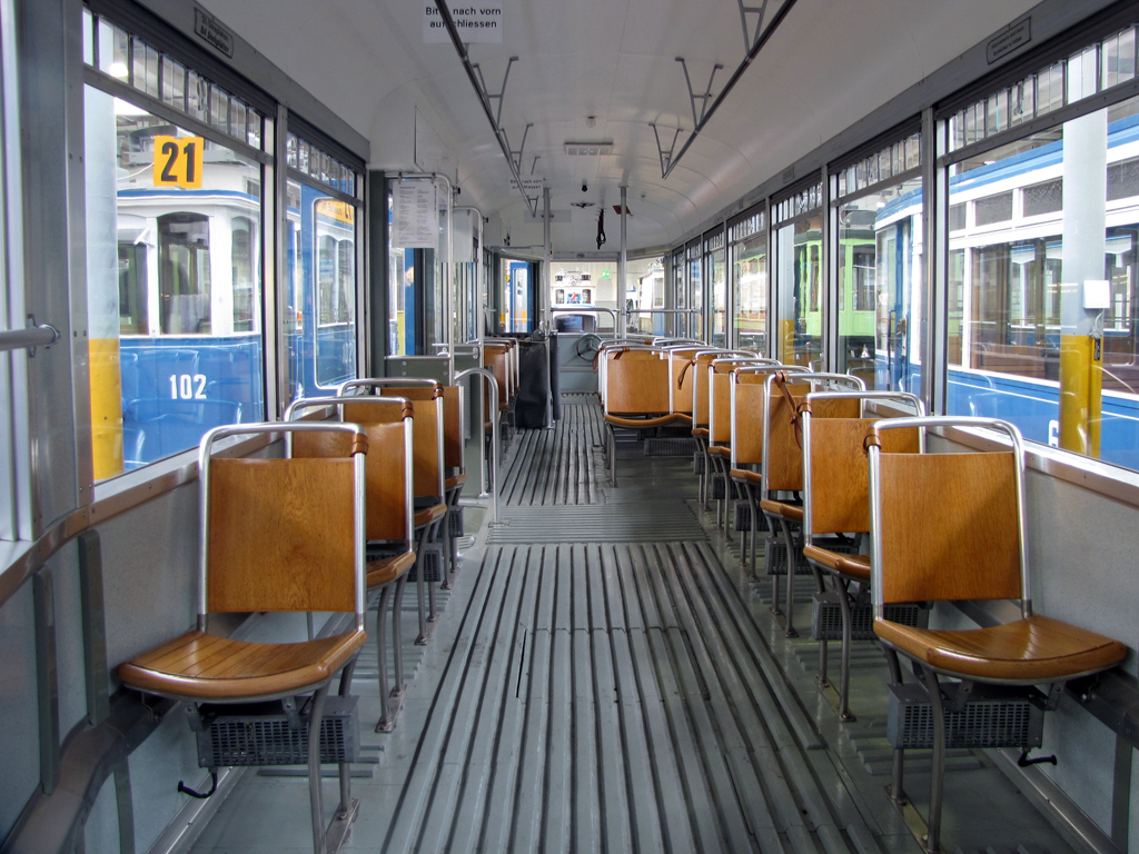 Цюрих, SIG B4 № 732