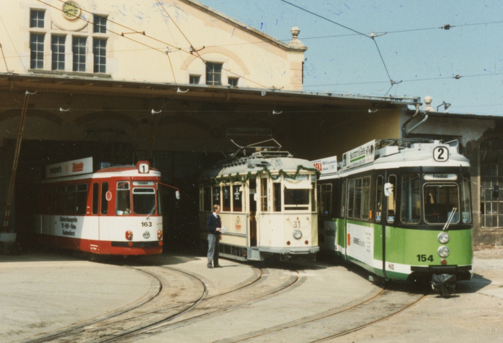 Halberstadt, Rastatt GT4 № 163; Halberstadt, Lindner/AEG 2-axle motor car № 31; Halberstadt, Esslingen GT4 № 154 Halberstadt, Rastatt GT4 № 163; Halberstadt, Lindner/AEG 2-axle motor car № 31; Halberstadt, Esslingen GT4 № 154