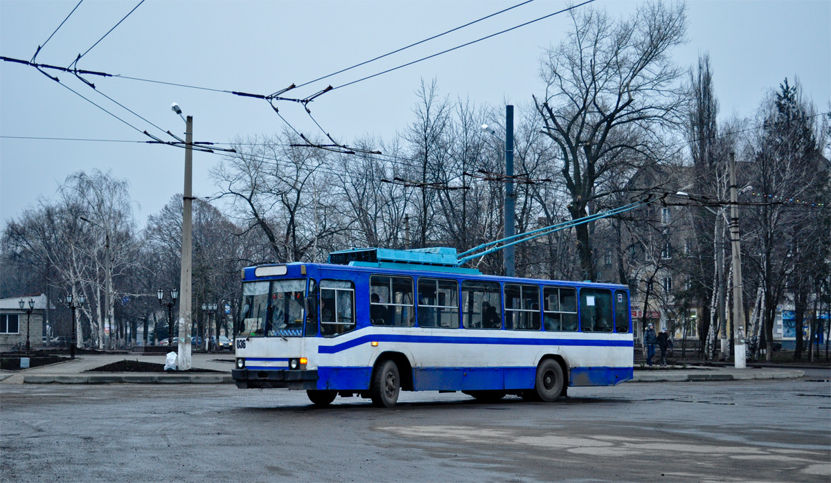 Харцызск, ЮМЗ Т2 № 036