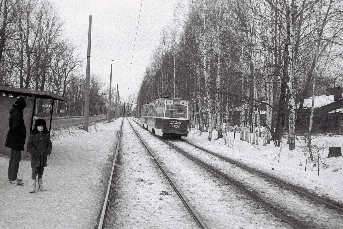Санкт-Петербург, ЛМ-68М № 4520