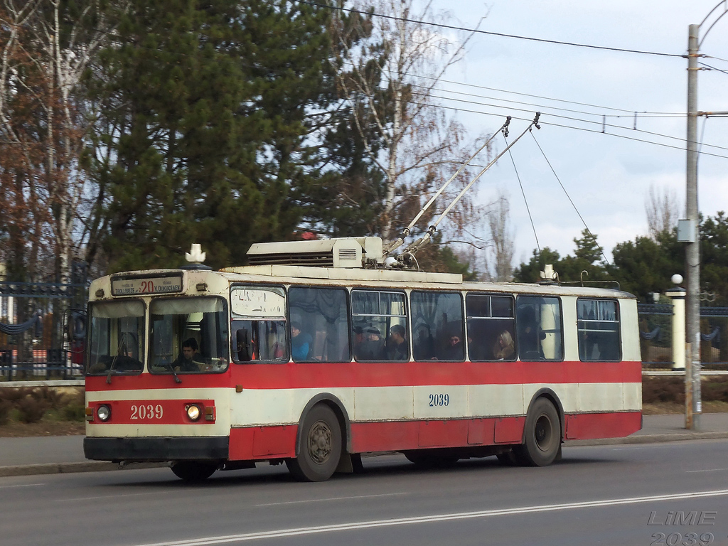 Кишинёв, ЗиУ-682В [В00] № 2039