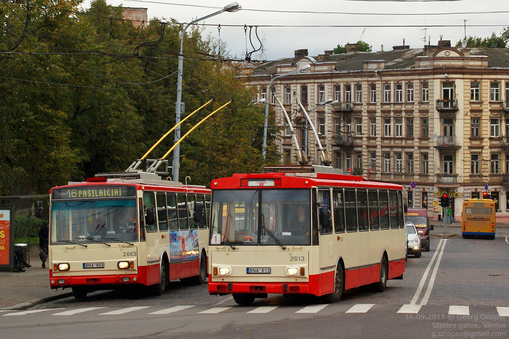 Вильнюс, Škoda 14Tr13/6 № 2613